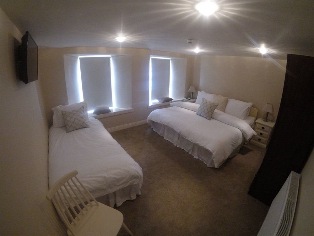 The Townhouse Bed & Breakfast Milltown Malbay Eksteriør bilde