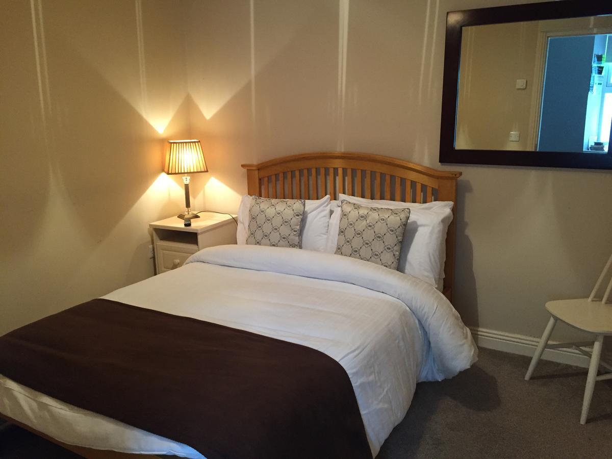 The Townhouse Bed & Breakfast Milltown Malbay Eksteriør bilde