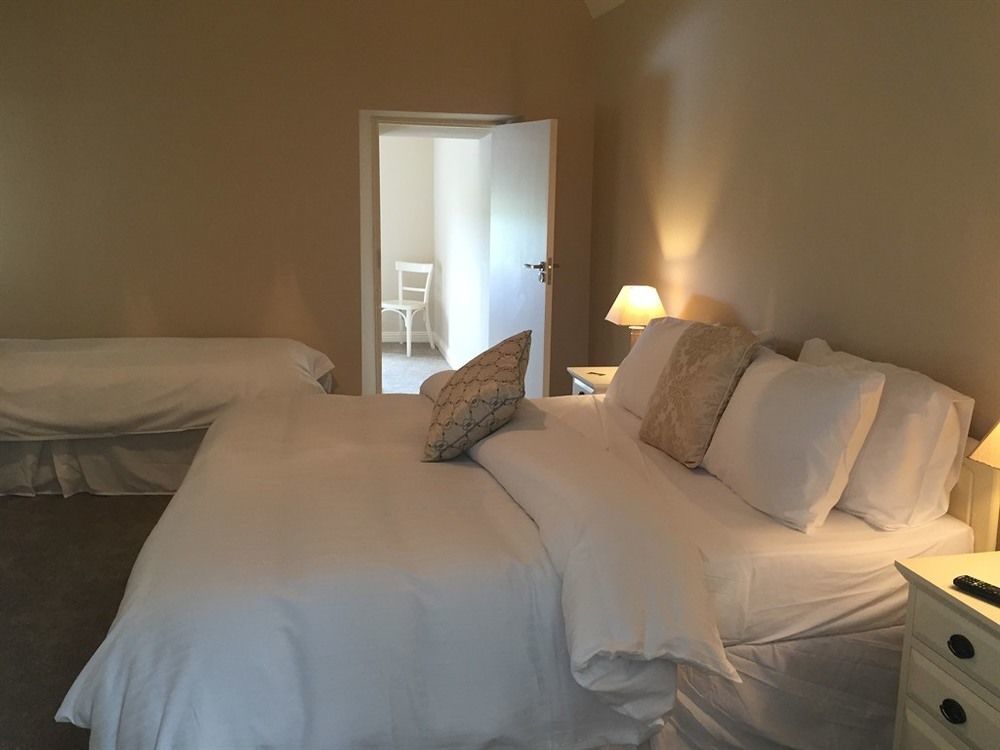 The Townhouse Bed & Breakfast Milltown Malbay Eksteriør bilde